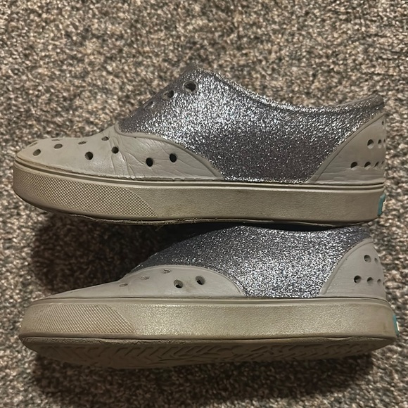 Native grey/glitter - Picture 2 of 3